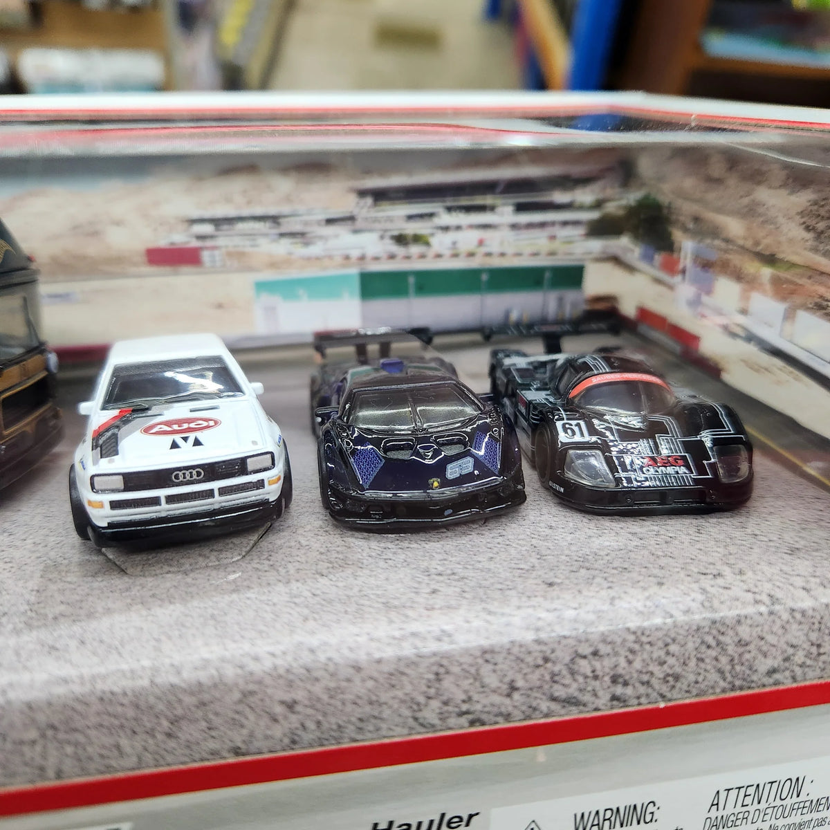 1/64 Track Day Premium 956N