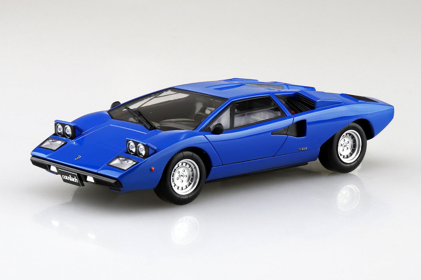 1/32 Snap Lamborghini Countach LP400 (Blue)