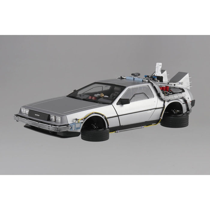 1/24 Timemachine from BACK TO THE FUTURE Part II with figure