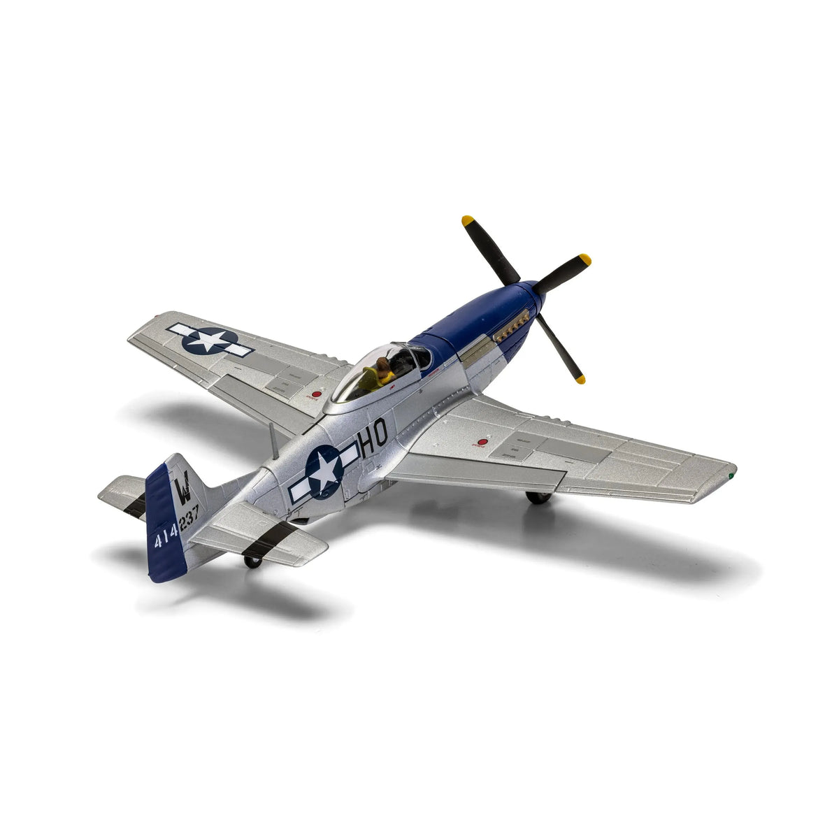 1/72 North American P-51D-10-NA 44-14237/HO-W Moonbeam McSwine Capt. William T. Bill Whisner Jr. 487th Fighter Squadron 352nd Fighter Group Asch Belgium New Year's Day 1945