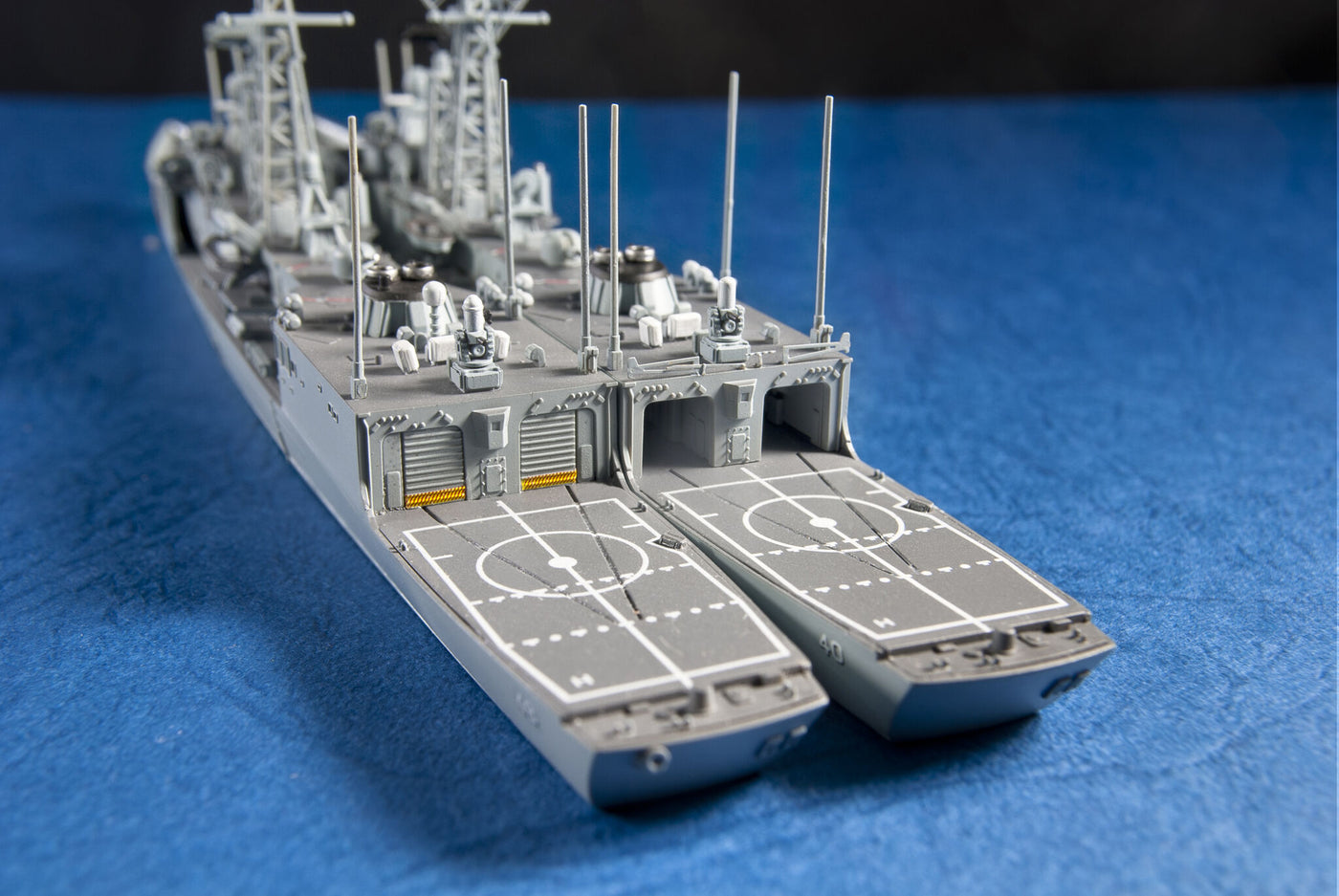 1/700 US Navy Oliver Hazard Perry Class Frigate Plastic Model Kit  ''Aust Decals''_4