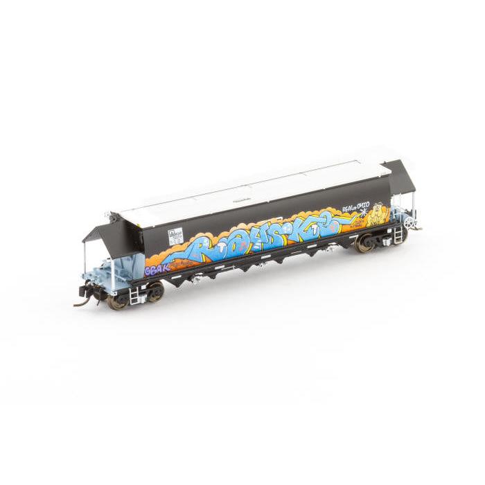 N BGVF 1327F Grain Hopper SSR Black with SSR Logo & Graffiti