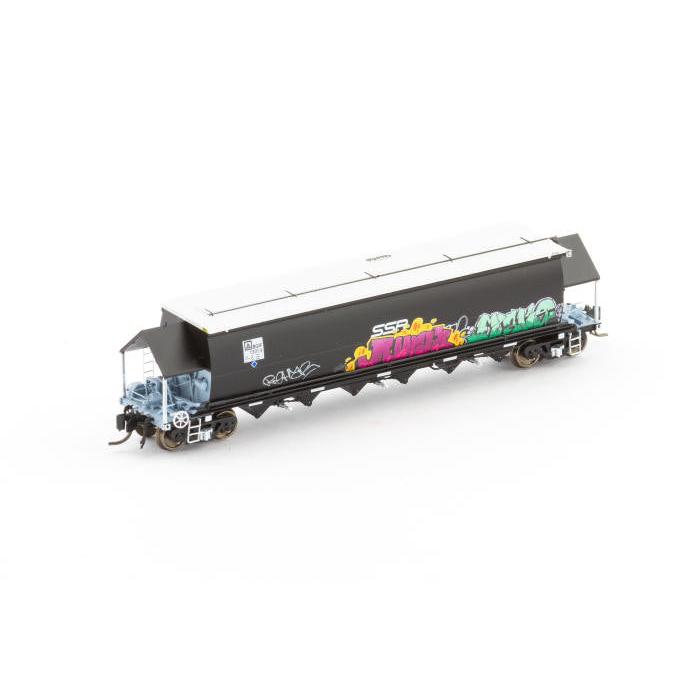 N BGVF 1301E Grain Hopper SSR Black with SSR Logo & Graffiti