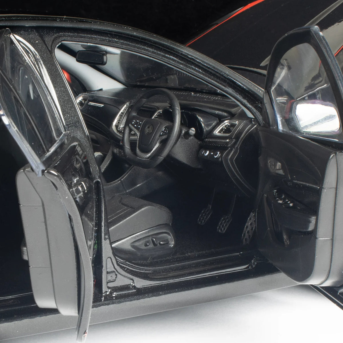 1/18 Holden VFII Motorsport Edition Phantom