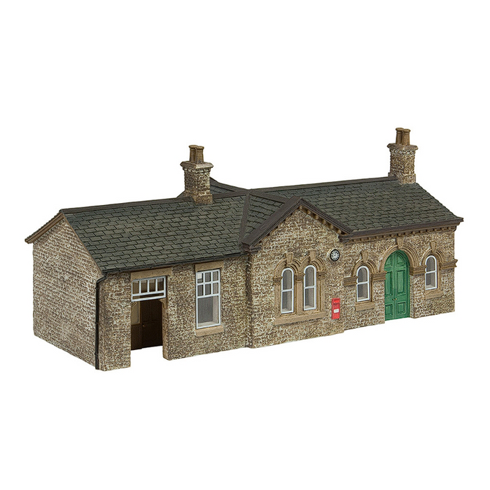 OO Oakworth Station Green