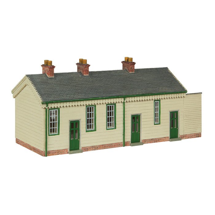 OO S&Djr Wooden Station Building Green And Cream