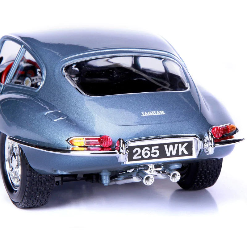 1/18 Jaguar E Coupe 1961