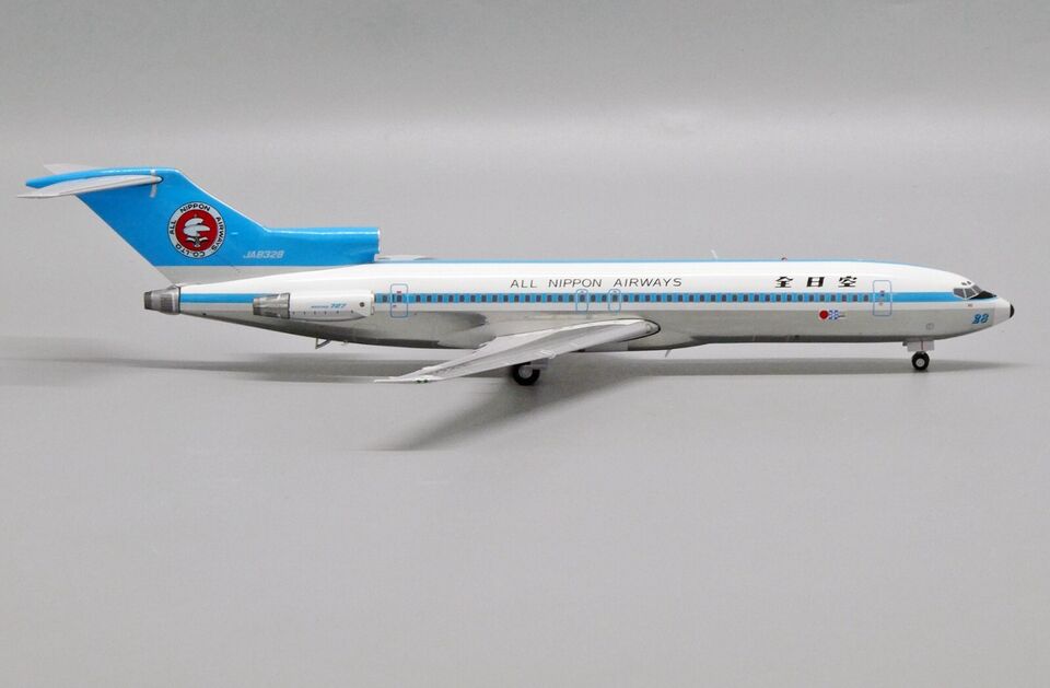 1/200 All Nippon Airways Boeing 727-200 "SAPPORO '72" "Polished" Reg: JA8328 with Stand