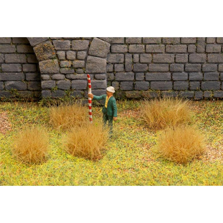 Large Tufts of Grass Beige (2606)