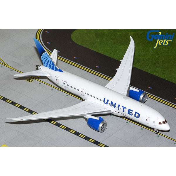 1/200 United Airlines B787-8 N26902 Current Livery