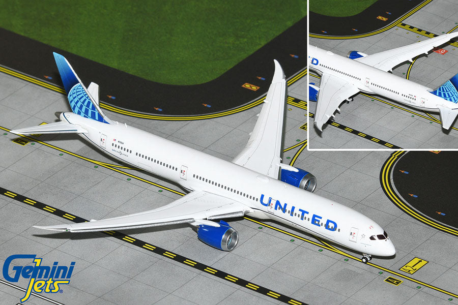 1/400 United Airlines B787-10 N13014 Flaps Down