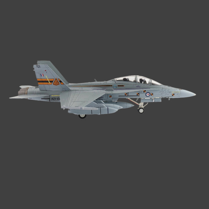 image4_1/72 F/A-18B Hornet "ARDU" A21-101 RAAF (with 2 x AGM-158)