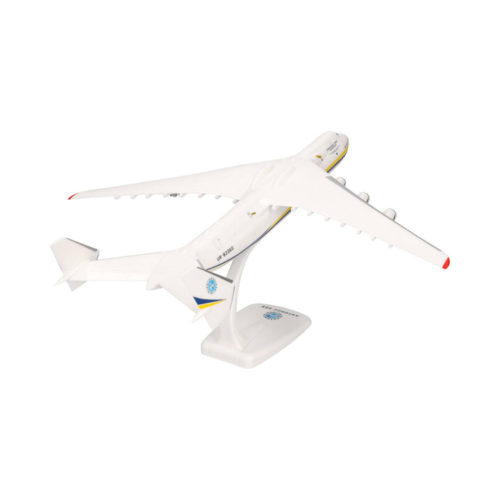 1/250 Snap-Fit Antonov Airlines Antonov AN-225 "Mriya"