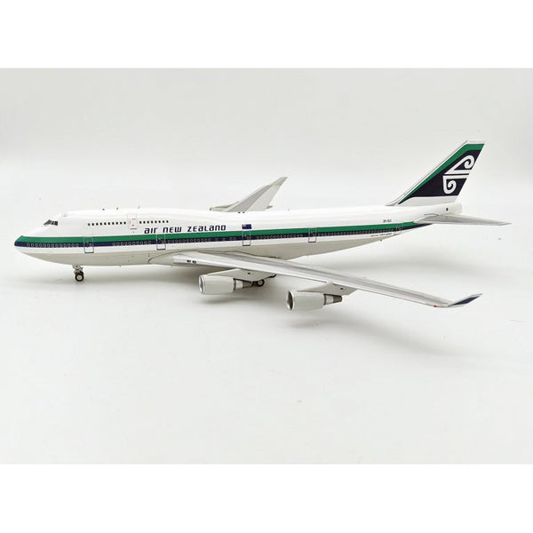 1/200 Air New Zealand Boeing 747-400 ZK-SUI
