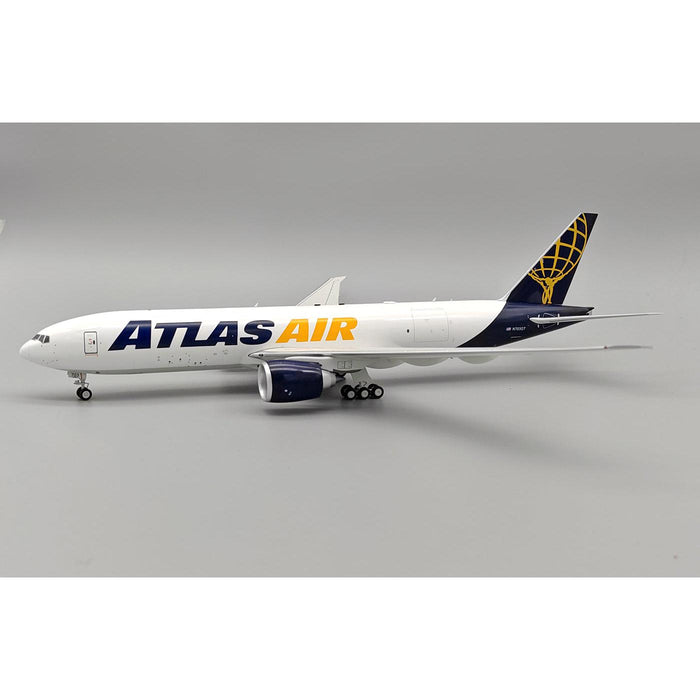 1/200 Atlas Air Boeing 777-F16F