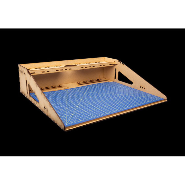 Workstation for Modelling with A3 Cutting Mat_1
