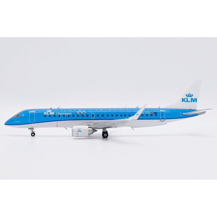 1/200 KLM Cityhopper Embraer ERJ-190STD "100" Reg: PH-EZU with Stand