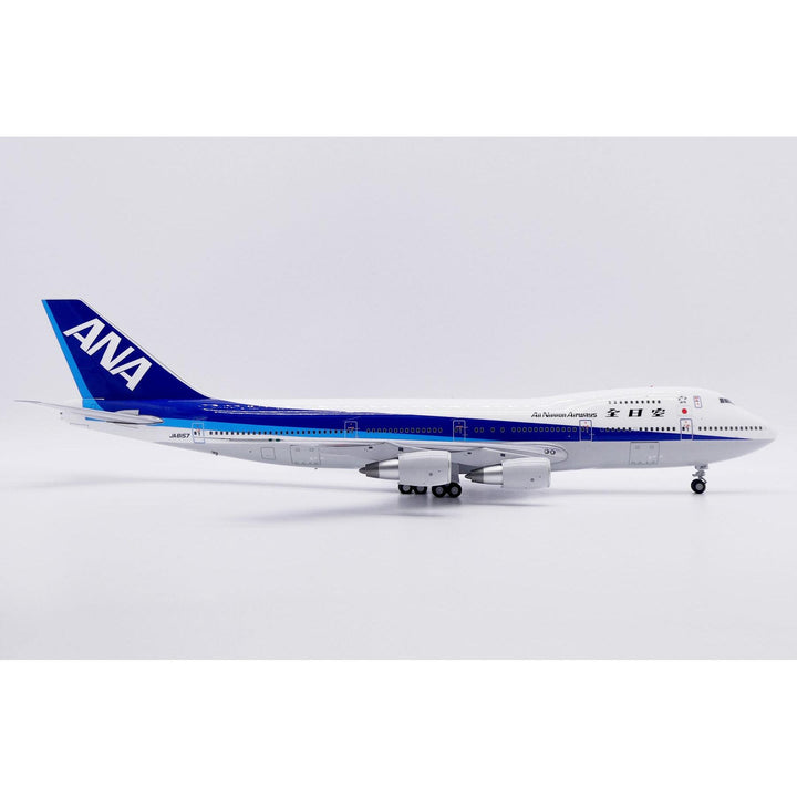 1/200 All Nippon Airways Boeing 747SR "Last Flight" Reg: JA8157 with Stand