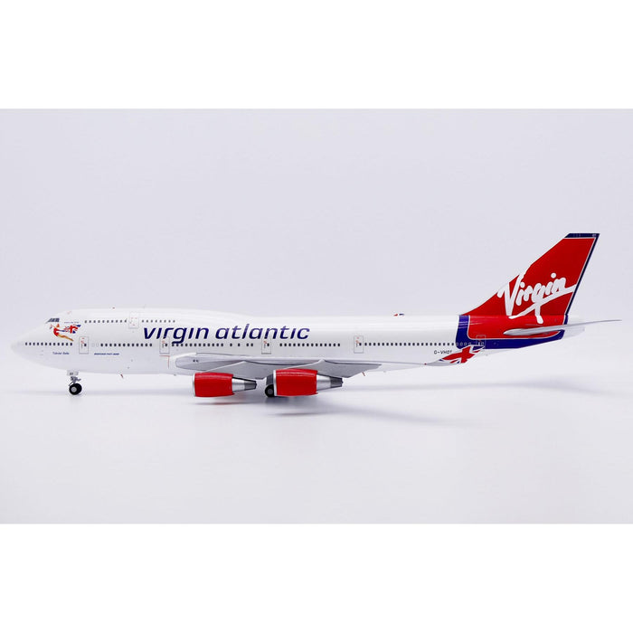 1/200 Virgin Atlantic Boeing 747-400 Tubular Belle Reg: G-VHOT with Stand
