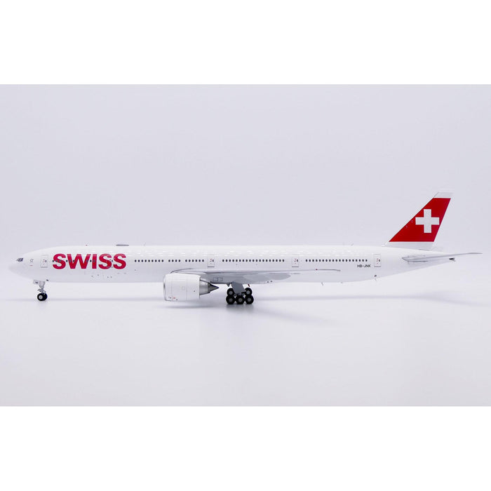 1/200 Swiss Boeing 777-300ER Luzern Reg: HB-JNK with Stand