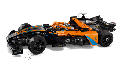 NEOM McLaren Formula E Race Car_4