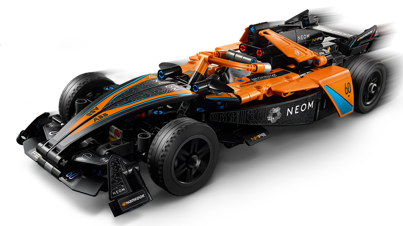 NEOM McLaren Formula E Race Car_5