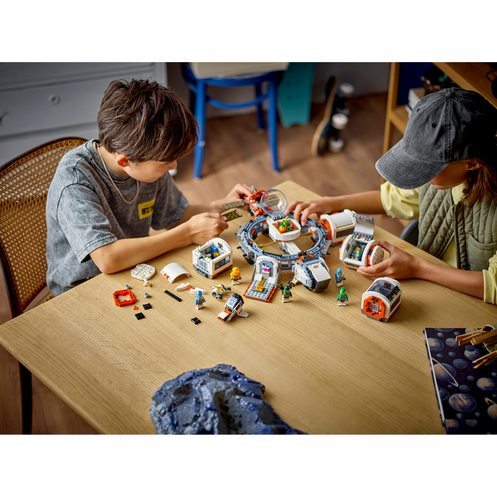 Modular Space Station_6