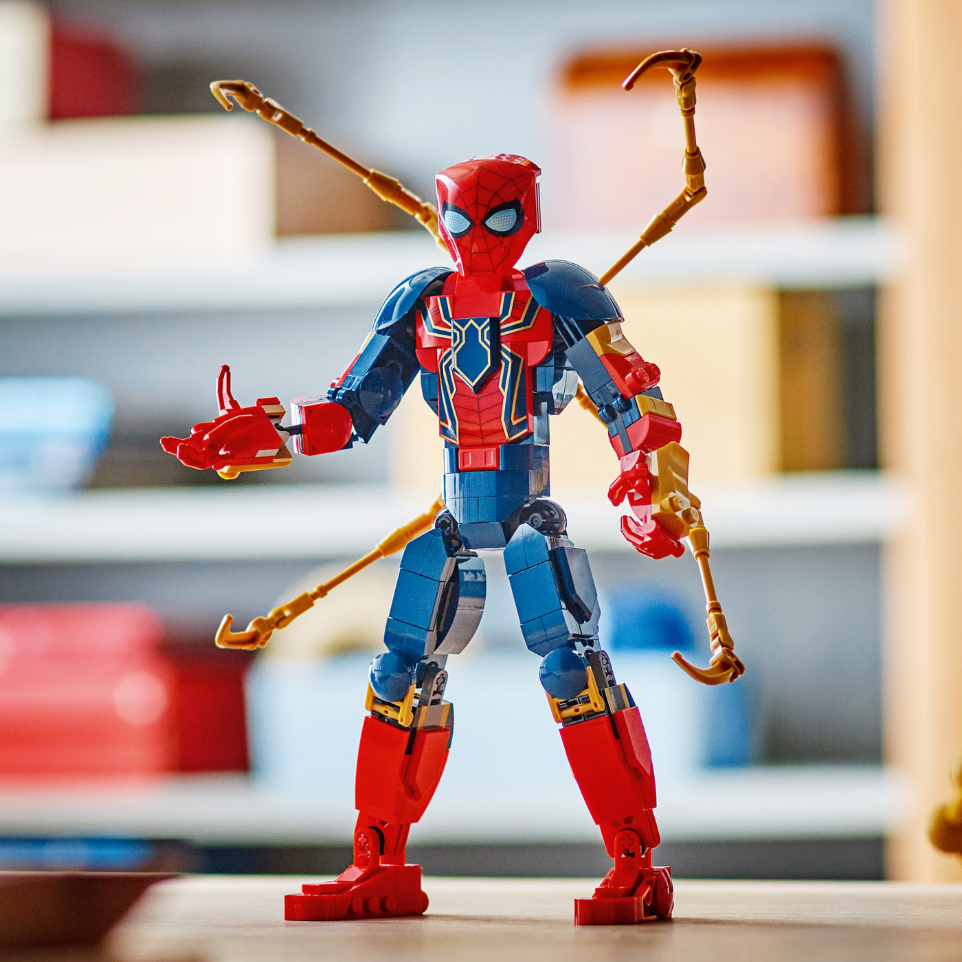 Iron Spider-Man Construction Figure_7