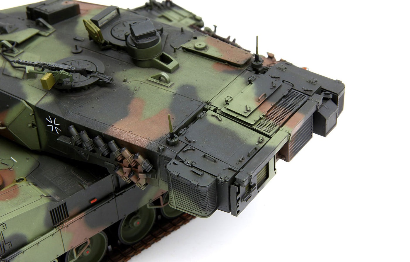 1/35 German Main Battle Tank Leopard 2 A7 Plastic Model Kit_4