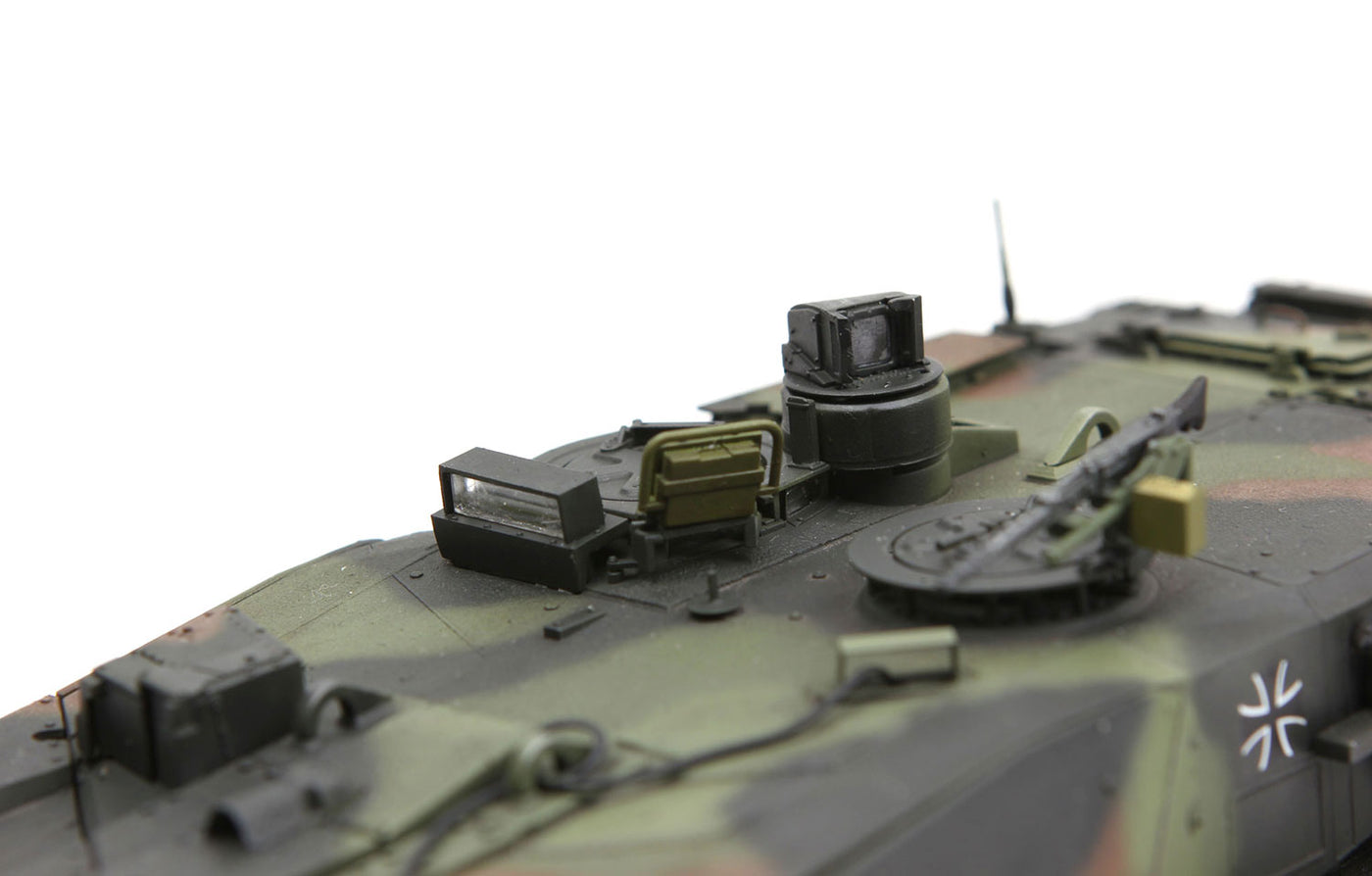 1/35 German Main Battle Tank Leopard 2 A7 Plastic Model Kit_6