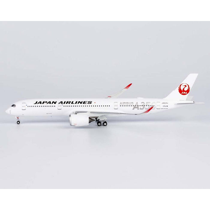 1/400 Japan Airlines Airbus A350-941 JA02XJ N/C 2011 Silver A350 Titles
