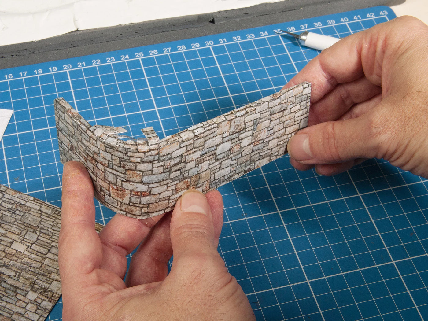 HO 3D Cardboard Sheet   Quarrystone Wall