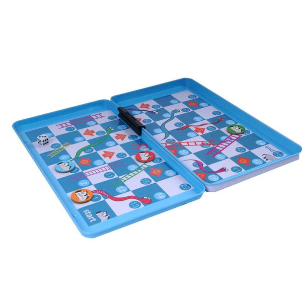 image1_Magnetic Games Tins To Go