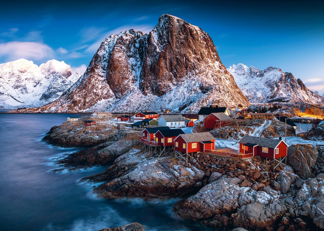 1000pc Village on Lofoten Islands Puzzle