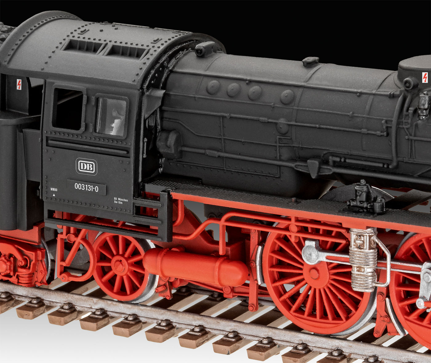 1/87 Standard Express Locomotive 03 Class with Tender