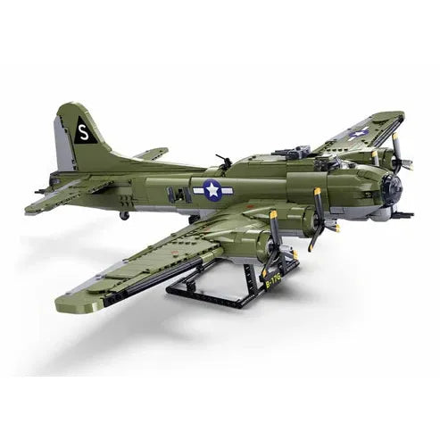 image2_1/44 1270pc B-17G Flying Fortress