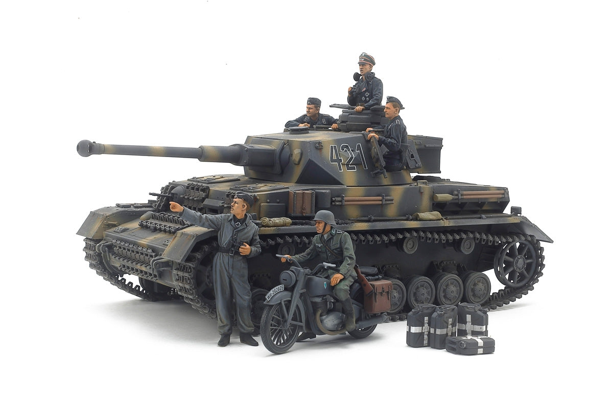 1/35 German Tank Panzerkampfwagen IV Ausf.G Early Production & Motorcycle Set_1