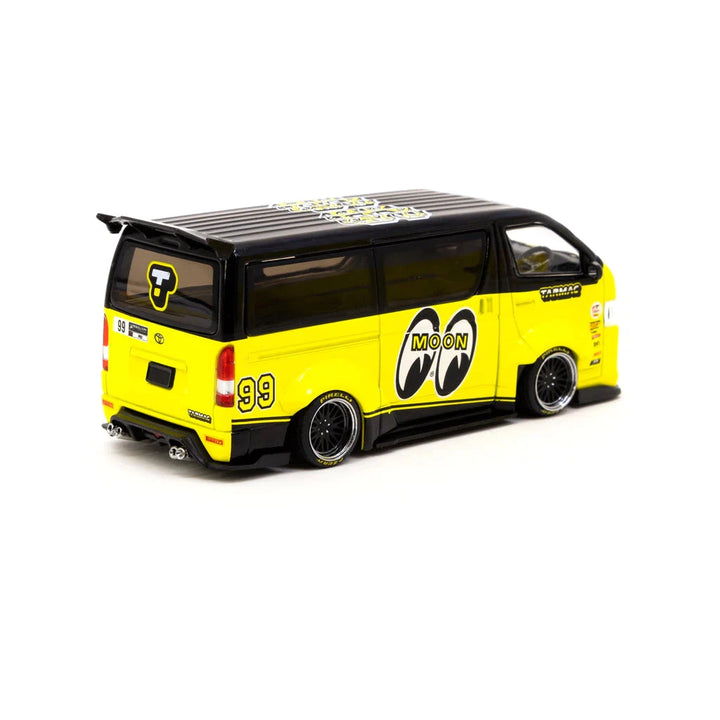 1/43 Toyota Hiace Widebody Mooneyes Team Van_2
