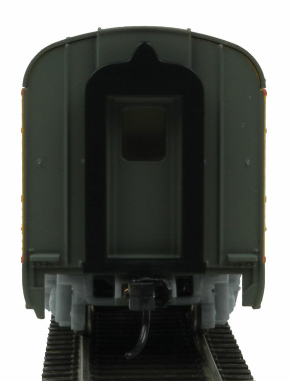HO 85' Budd Small-Window Coach Union Pacific(R)_5