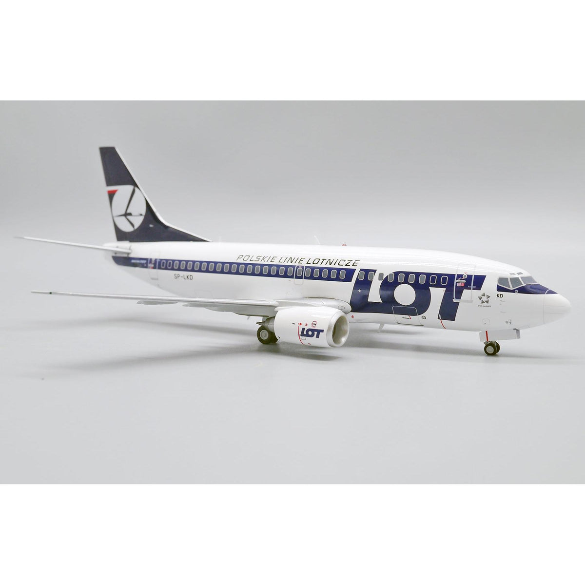 1/200 LOT Polish Airlines Boeing 737-500 Reg: SP-LKD with Stand