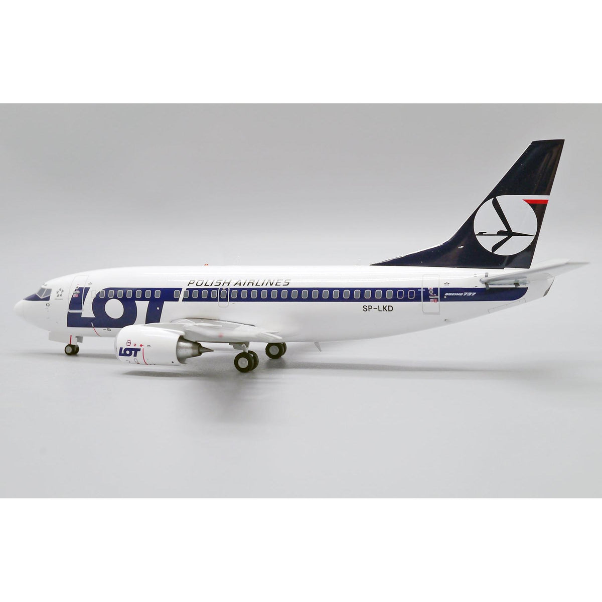1/200 LOT Polish Airlines Boeing 737-500 Reg: SP-LKD with Stand