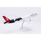1/200 Turkish Airlines Boeing 777-300ER "Batman v Superman" Reg: TC-JJN with Stand