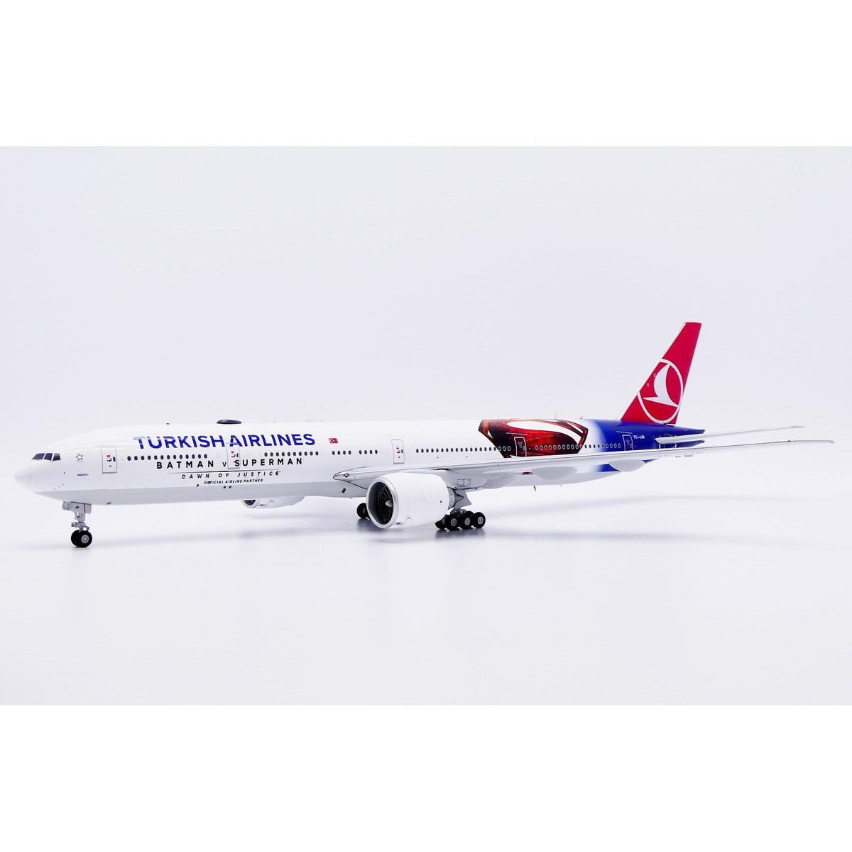 1/200 Turkish Airlines Boeing 777-300ER "Batman v Superman" Reg: TC-JJN with Stand