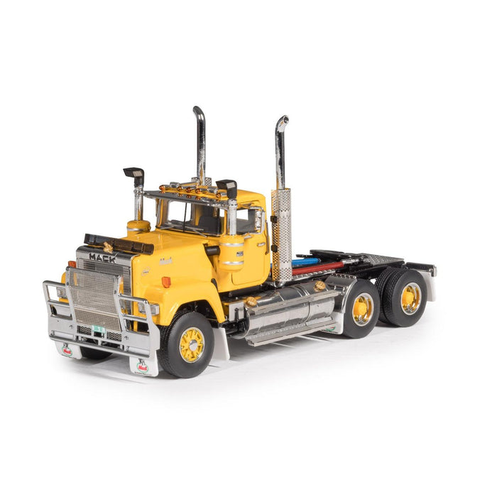 1/50 Yellow/Black Mack Day Cab Series 1