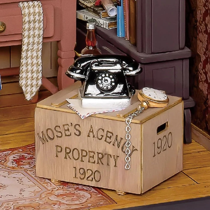 DIY Mini House Mose's Detective Agency
