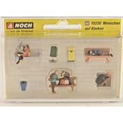 HO People on Benches (5 Figures, 1 Dog, 3 Bins)