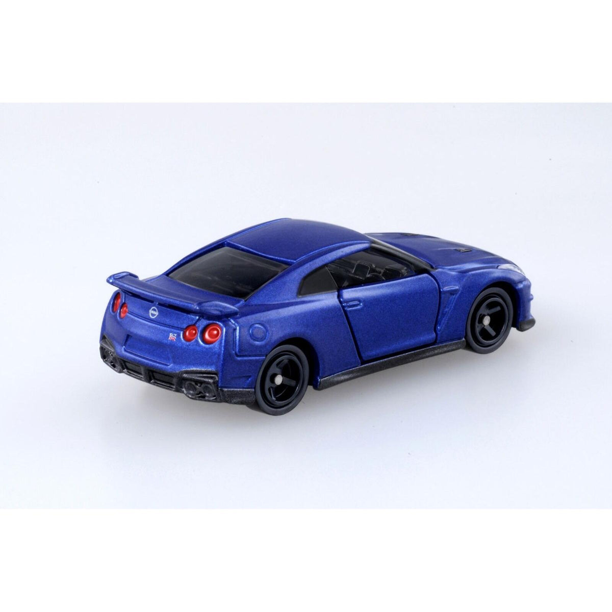 No. 023: Nissan GT-R (Box)