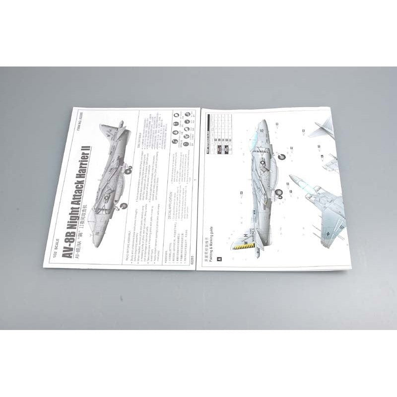 Trumpeter - Trumpeter 02285 1/32 AV-8B Night Attack Harrier II