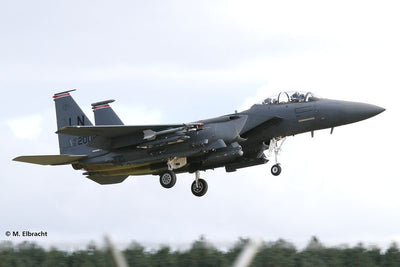 1/144 F15E Strike Eagle and Bombs
