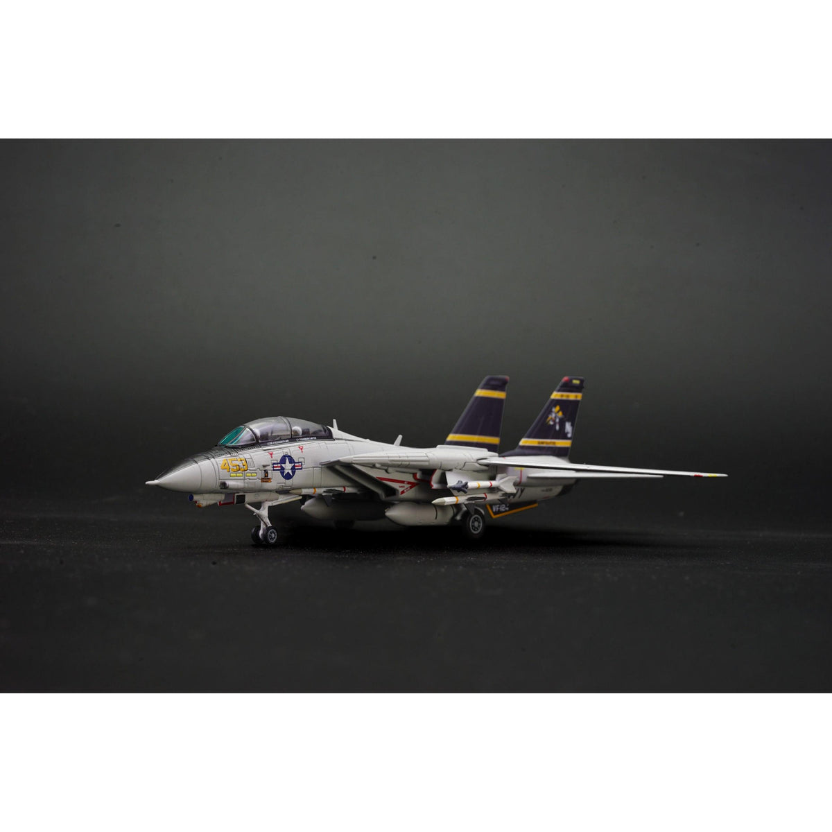 1/144 F14A VF124 Gunfighters NJ453 BuNo.162591 1989